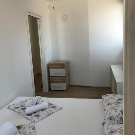 Apartment Apartman Perla1 Murter